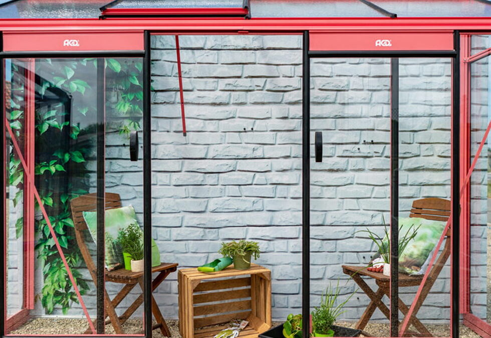 Odla i växthus mot vägg